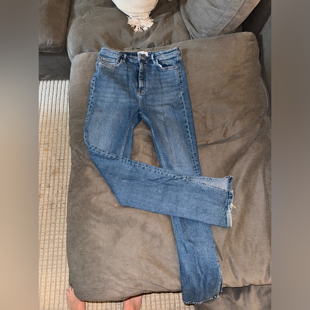 Zara Jeans - HI RISE SPLIT SKINNY JEANS